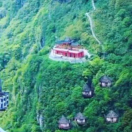 کاکا عزیز از درد دوریش من بیقرارم خیال میکردم پیشم میمونه